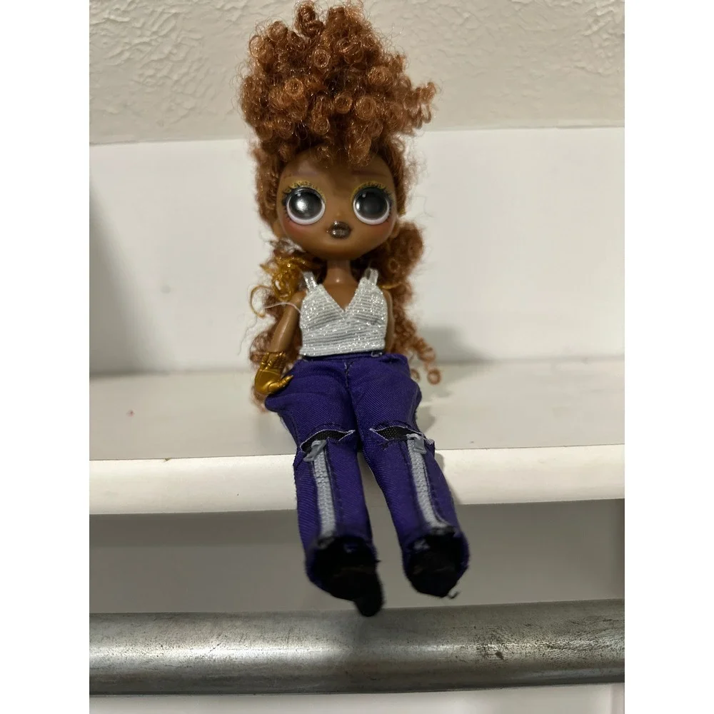 LOL Surprise OMG Royal Bee Fashion Doll Brown Curly Hair Silver Top Purple Pants